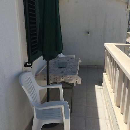 Apartmani Domenika Žuljana Zewnętrze zdjęcie