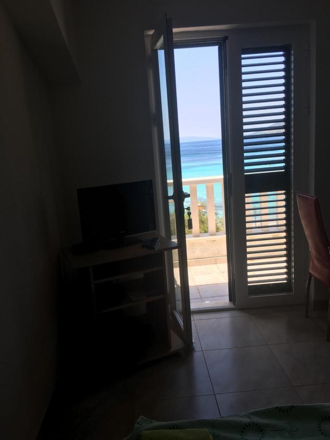 Apartmani Domenika Žuljana Zewnętrze zdjęcie