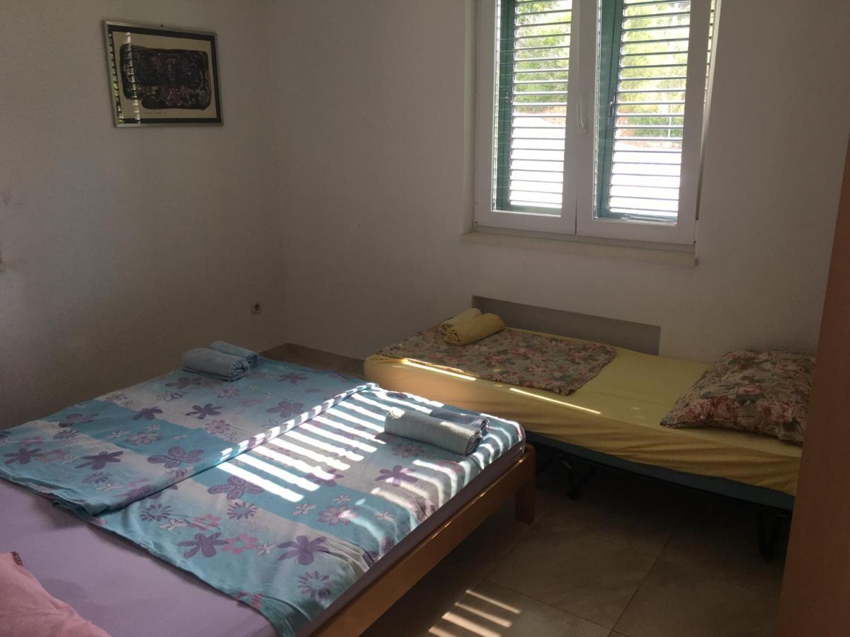 Apartmani Domenika Žuljana Zewnętrze zdjęcie